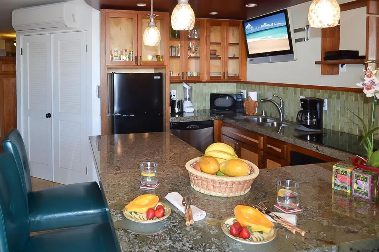 Kuhio Shores 207 كولو شقة
